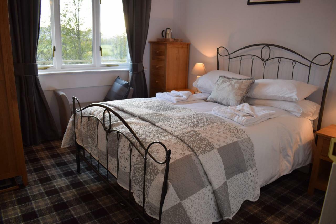 The Highlandman Station Bed & Breakfast Crieff Exterior foto